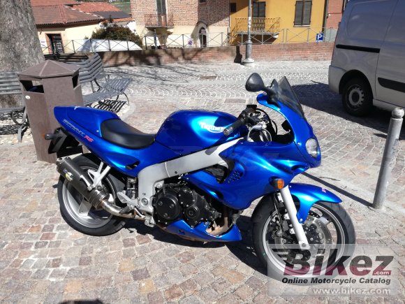 triumph sprint rs 2004